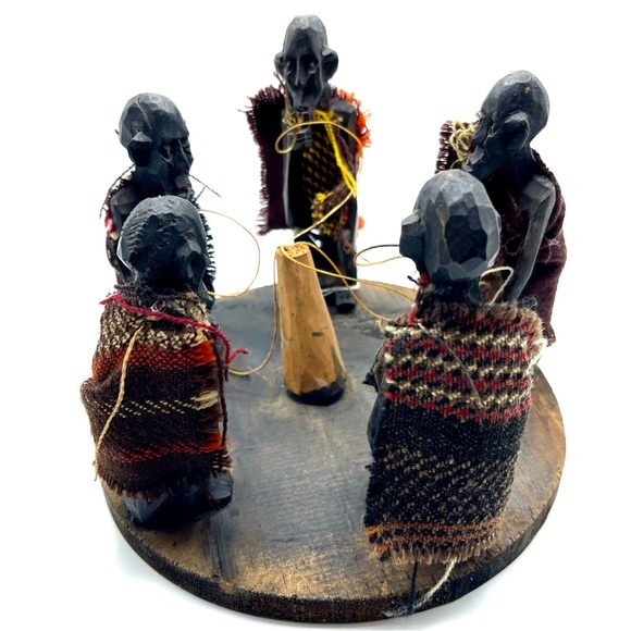 Wooden Hand Carved in Kenya - Picture 3 of 9